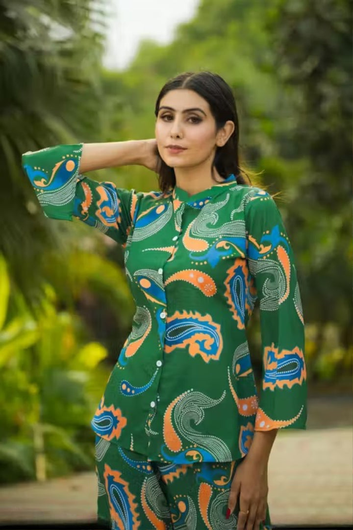 Elegant Green Cotton-Blend Co-Ord Set with Shirt-Style Top & Palazzo